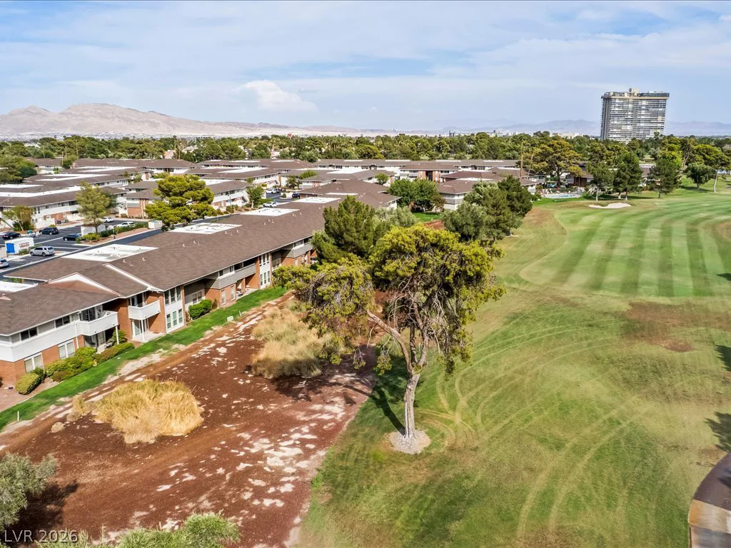 2831 Geary, Las Vegas, NV 89109