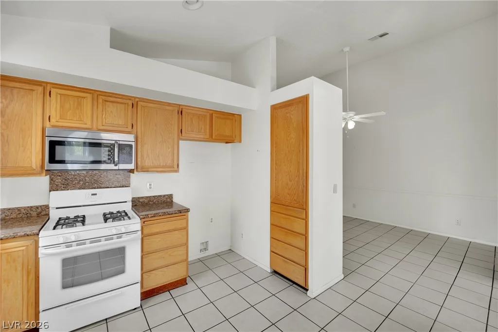 5132 El Nino, North Las Vegas, NV 89031