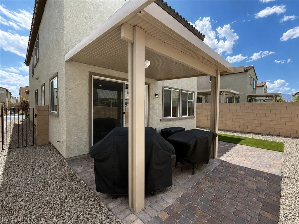 10650 Deibel, Las Vegas, NV 89166