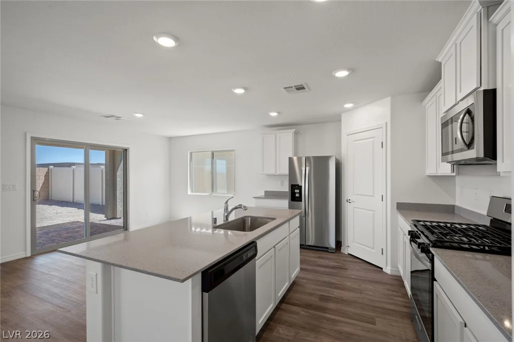 6758 Magnolia River, Las Vegas, NV 89156