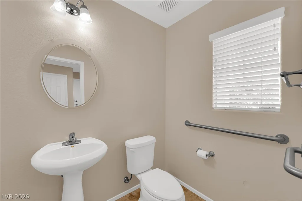 593 Shewsbury, Las Vegas, NV 89178