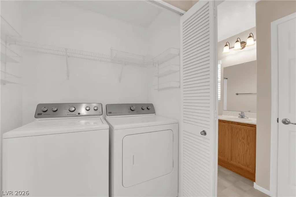 593 Shewsbury, Las Vegas, NV 89178