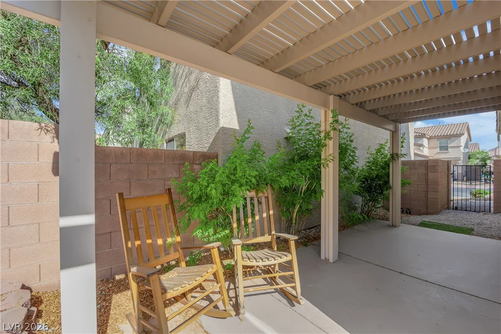 593 Shewsbury, Las Vegas, NV 89178