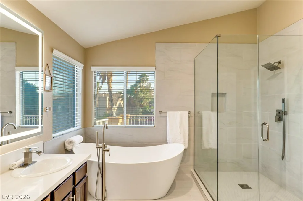 1045 Thornfield, Las Vegas, NV 89123