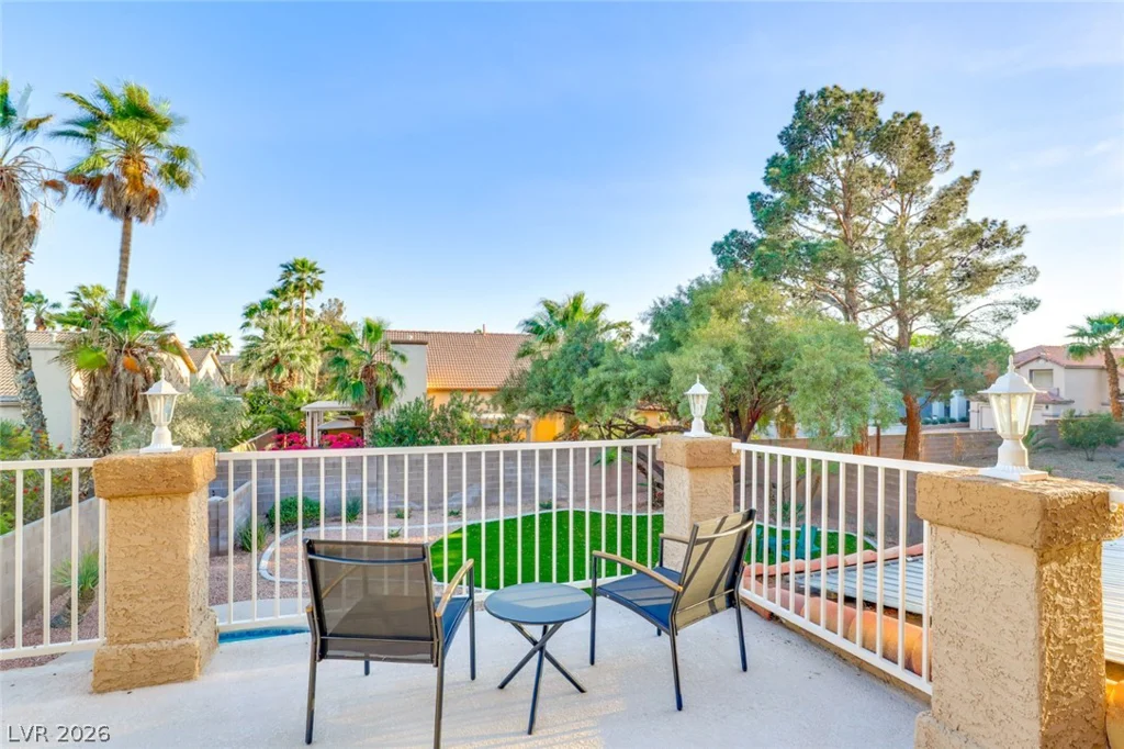 1045 Thornfield, Las Vegas, NV 89123