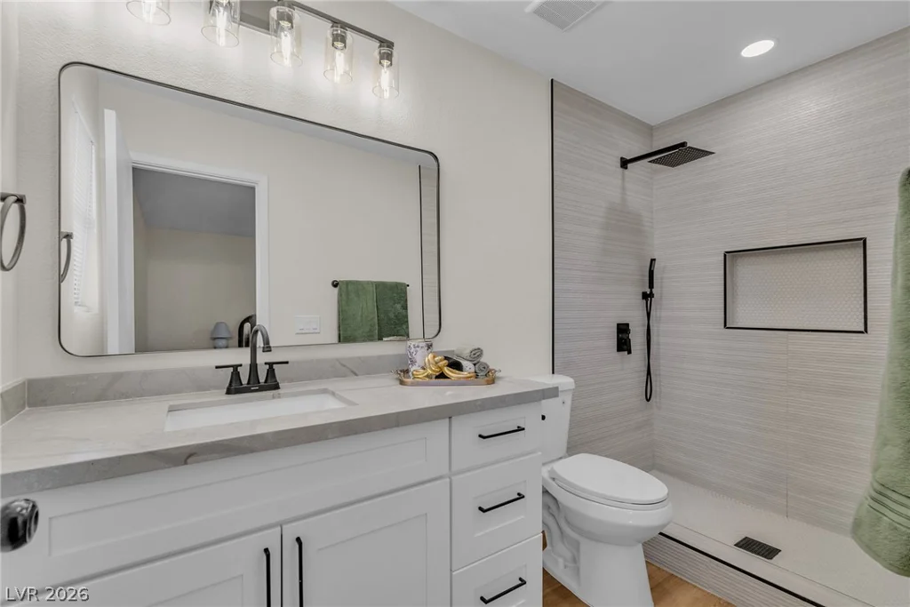5822 Count Fleet, Las Vegas, NV 89113
