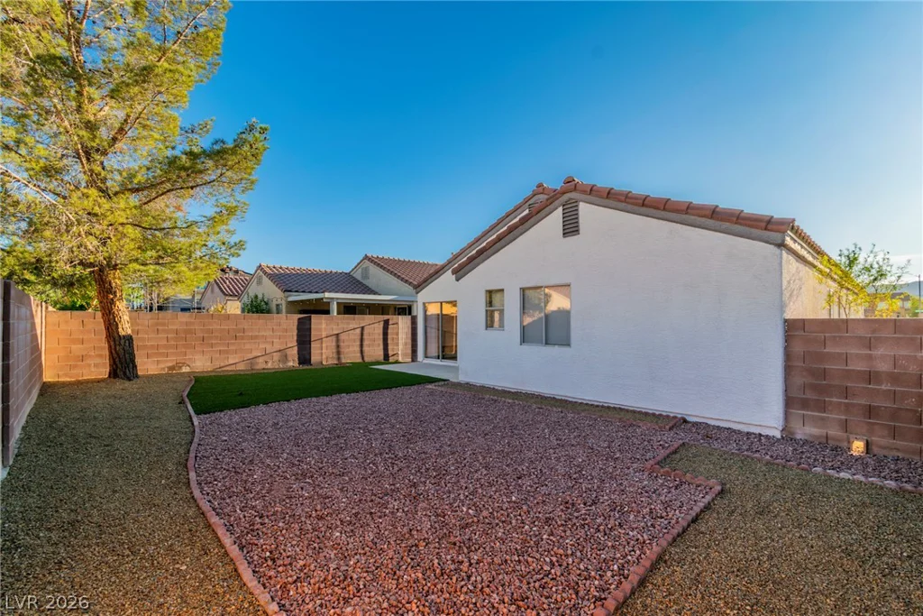 5822 Count Fleet, Las Vegas, NV 89113