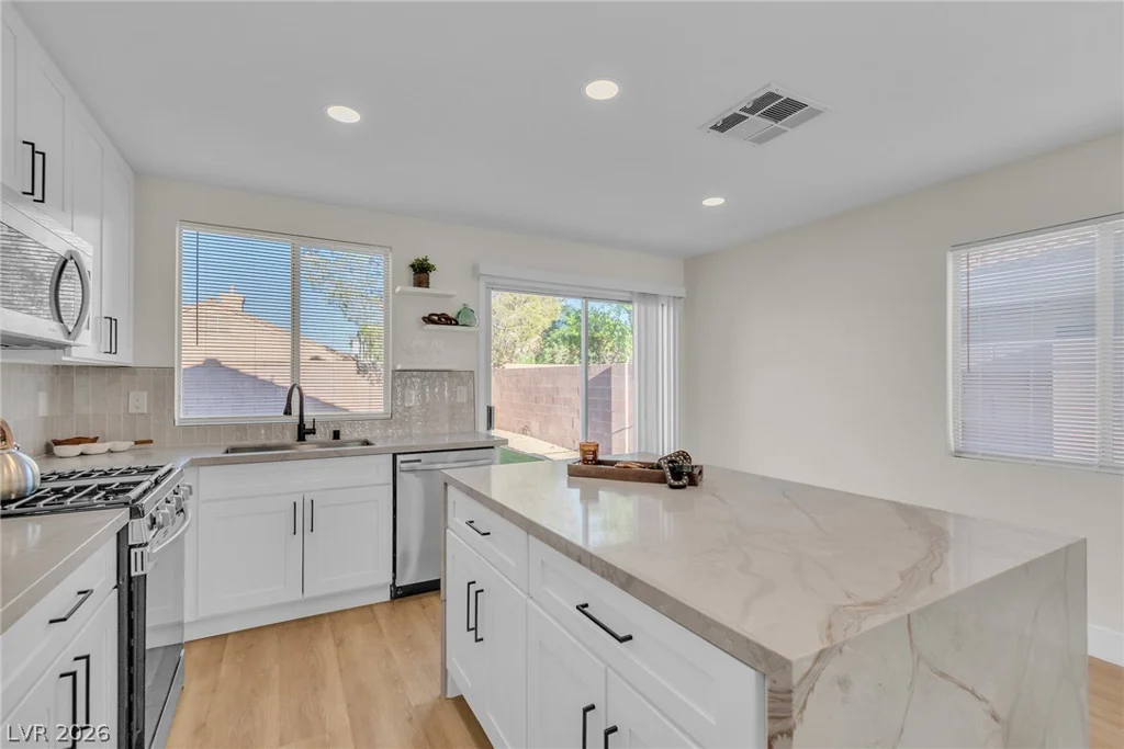 5822 Count Fleet, Las Vegas, NV 89113