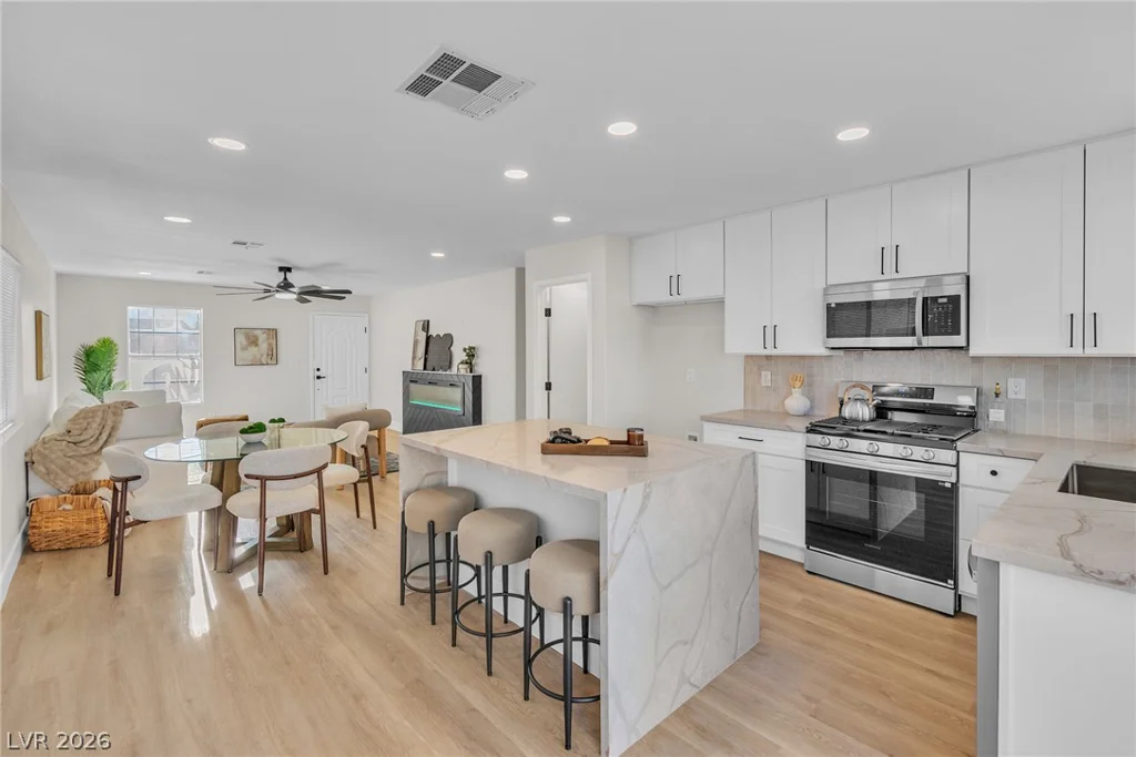 5822 Count Fleet, Las Vegas, NV 89113