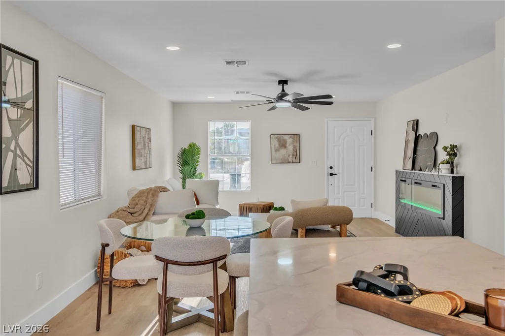 5822 Count Fleet, Las Vegas, NV 89113