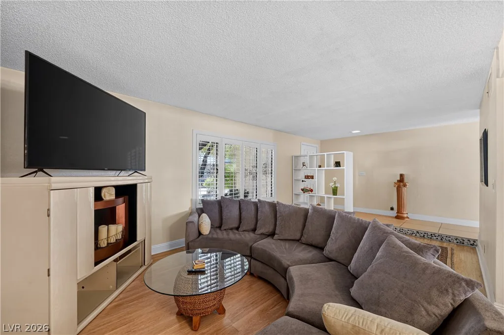 3209 Kinsale, Las Vegas, NV 89121