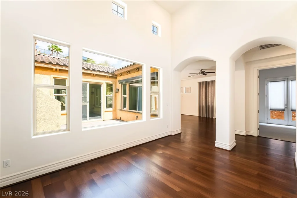 72 Rezzonico, Henderson, NV 89011