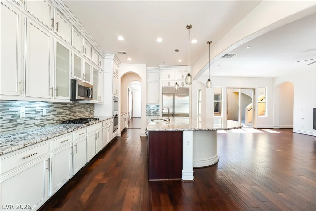 72 Rezzonico, Henderson, NV 89011