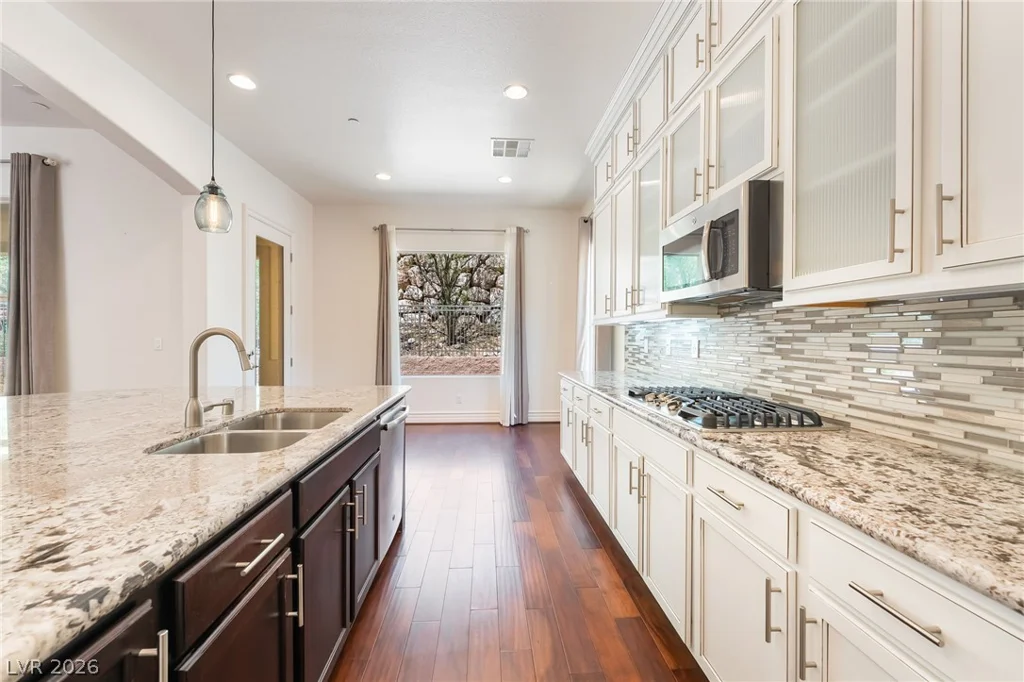 72 Rezzonico, Henderson, NV 89011