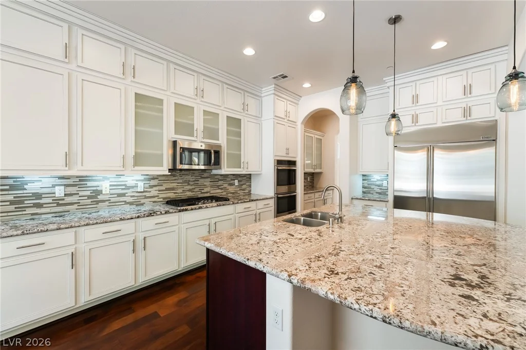 72 Rezzonico, Henderson, NV 89011