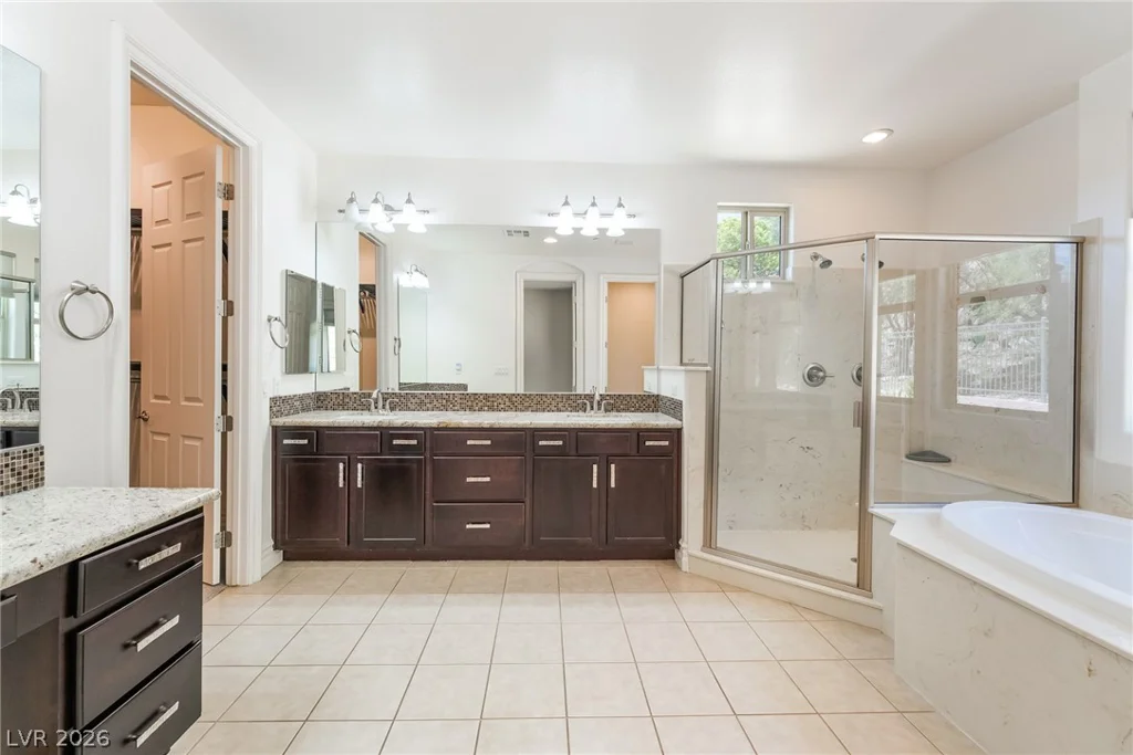 72 Rezzonico, Henderson, NV 89011