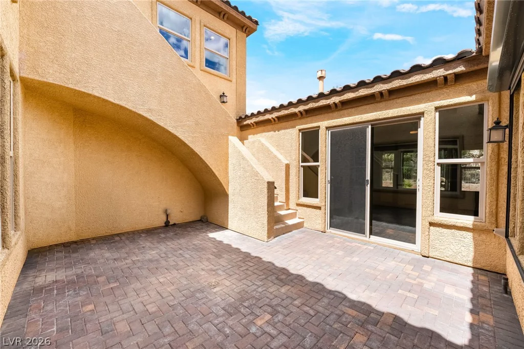 72 Rezzonico, Henderson, NV 89011