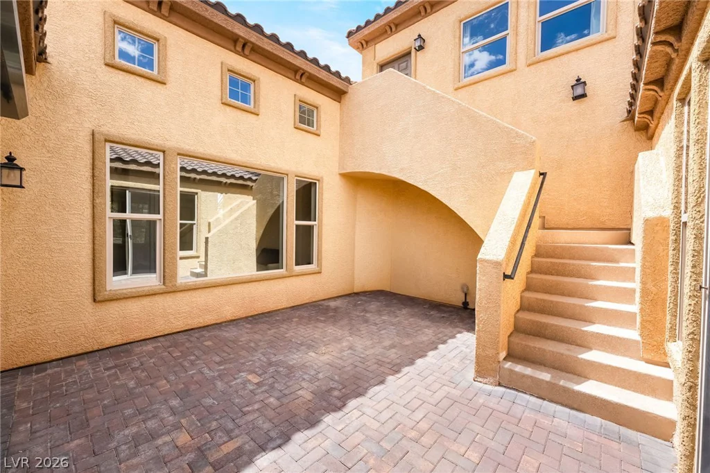 72 Rezzonico, Henderson, NV 89011