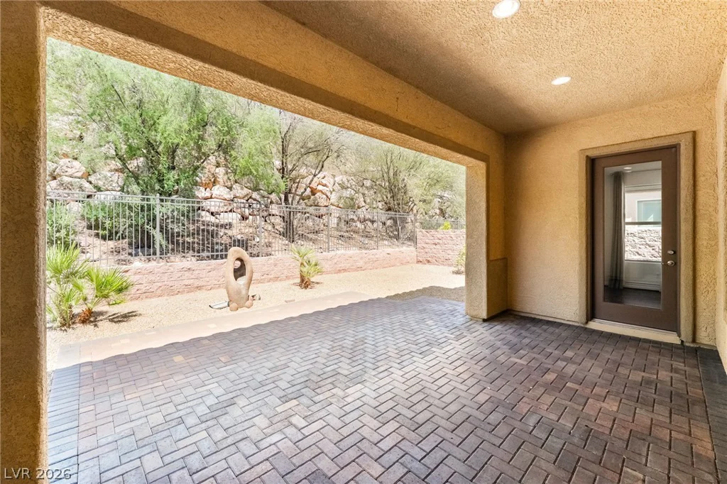 72 Rezzonico, Henderson, NV 89011