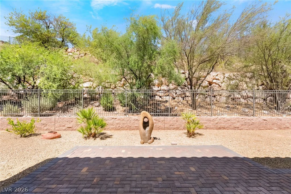 72 Rezzonico, Henderson, NV 89011