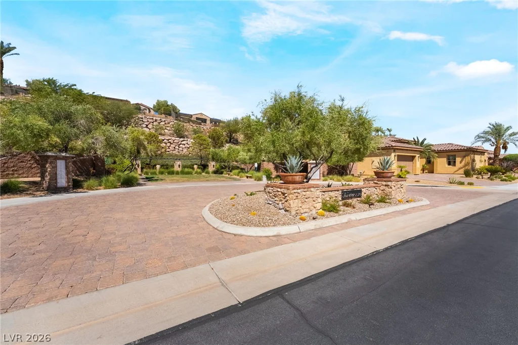 72 Rezzonico, Henderson, NV 89011