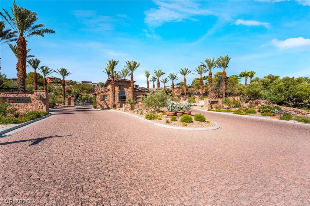 72 Rezzonico, Henderson, NV 89011