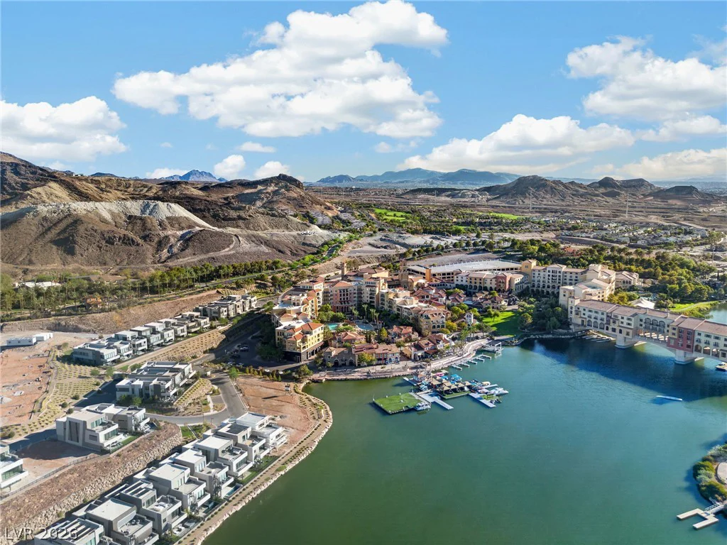 30 Strada Di Villaggio, Henderson, NV 89011