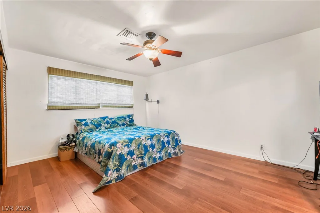 6604 Larchwood, Las Vegas, NV 89103