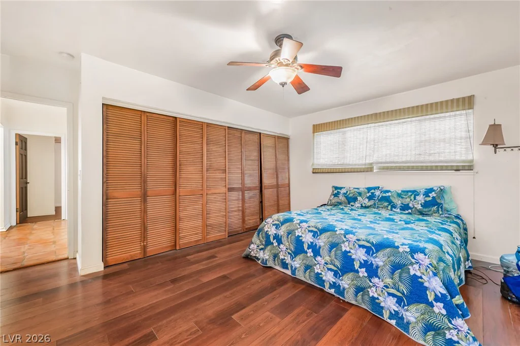 6604 Larchwood, Las Vegas, NV 89103