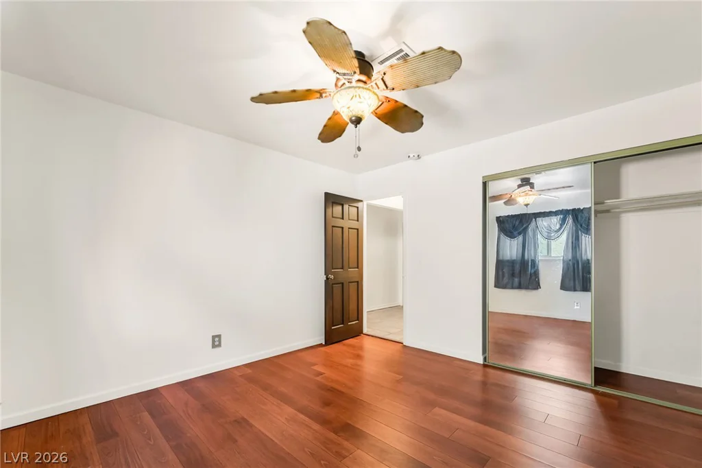 6604 Larchwood, Las Vegas, NV 89103