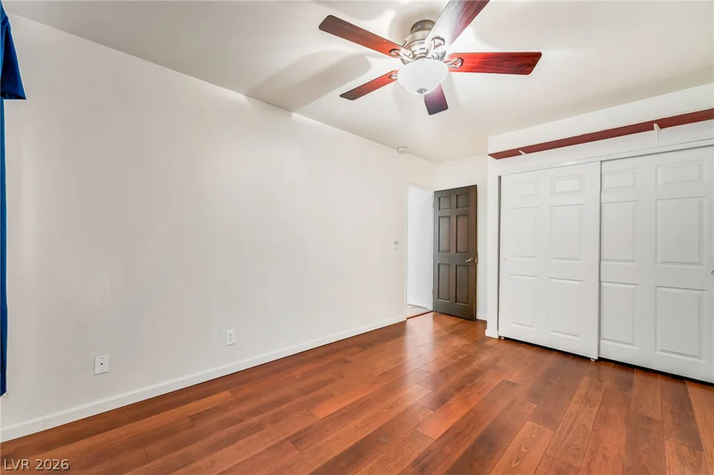 6604 Larchwood, Las Vegas, NV 89103