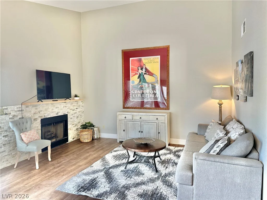 2716 LODESTONE, Las Vegas, NV 89117
