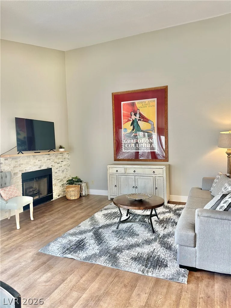 2716 LODESTONE, Las Vegas, NV 89117