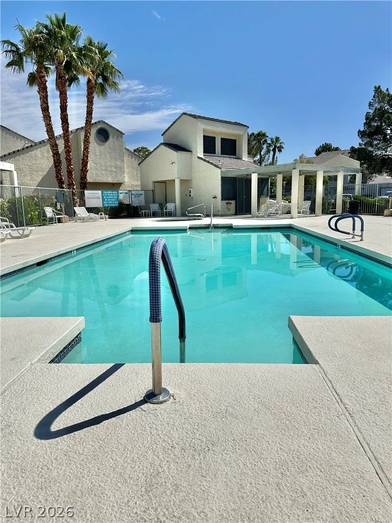 2716 LODESTONE, Las Vegas, NV 89117