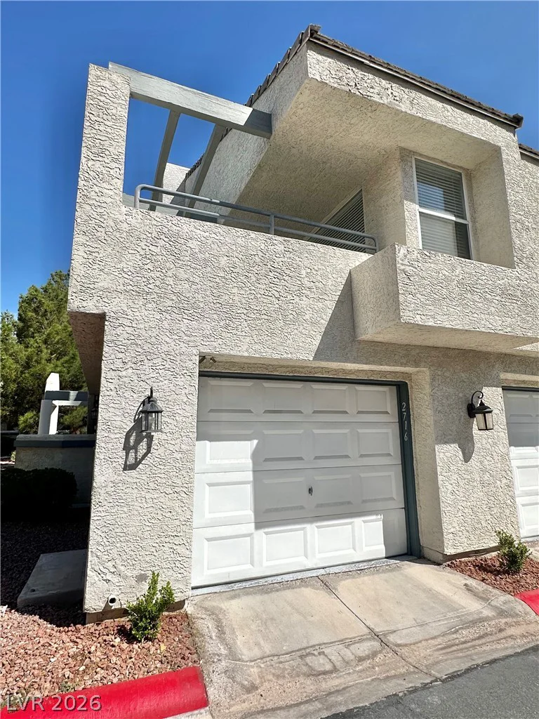 2716 LODESTONE, Las Vegas, NV 89117