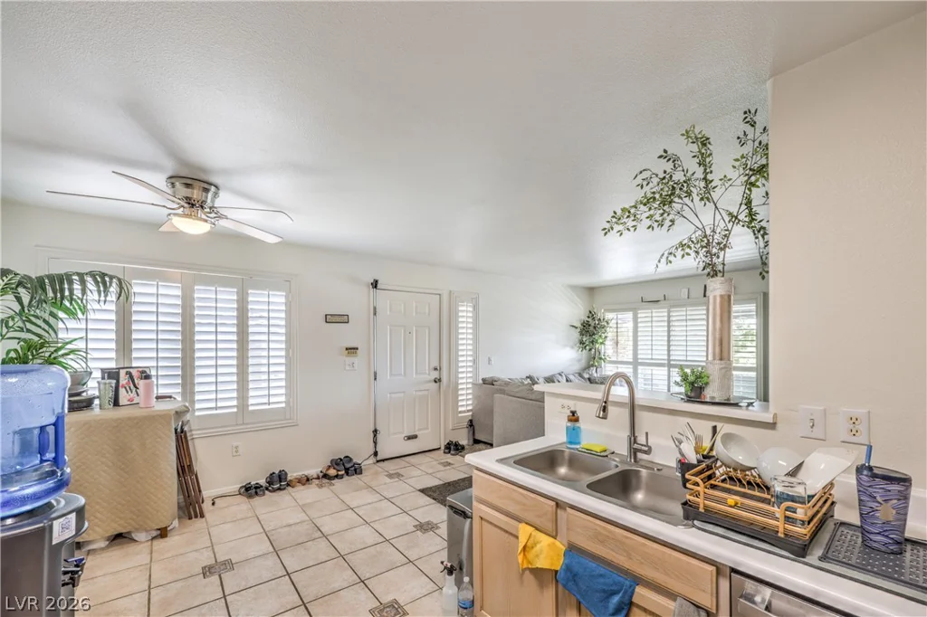 3425 Russell, Las Vegas, NV 89120