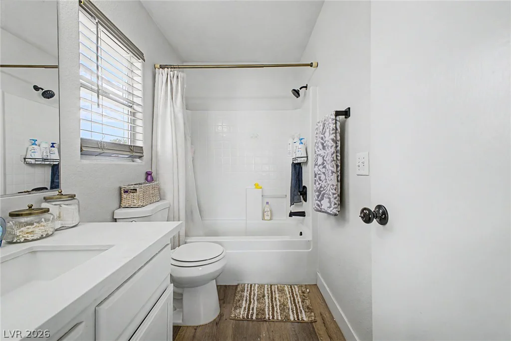 5208 Paradise Valley, Las Vegas, NV 89156