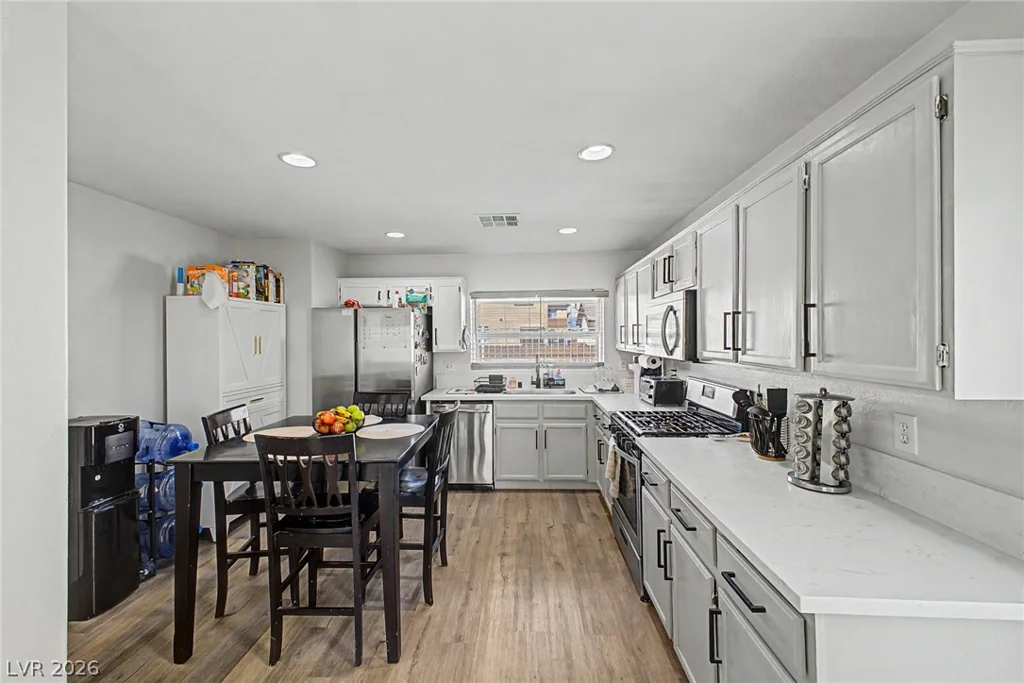5208 Paradise Valley, Las Vegas, NV 89156