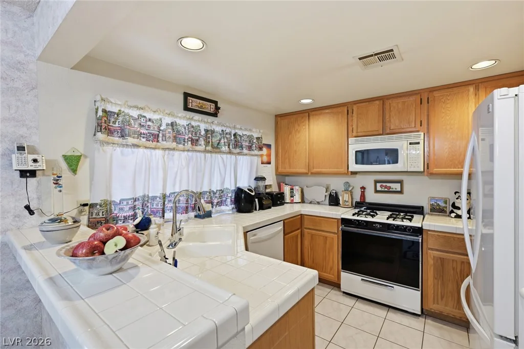 937 Plantation Acres, Henderson, NV 89014