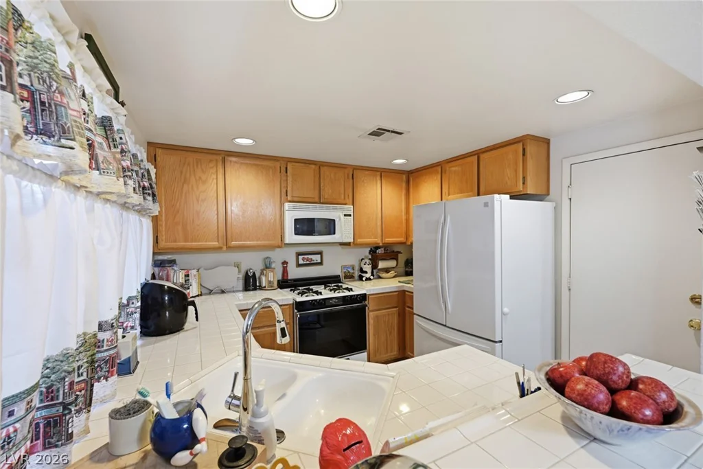 937 Plantation Acres, Henderson, NV 89014