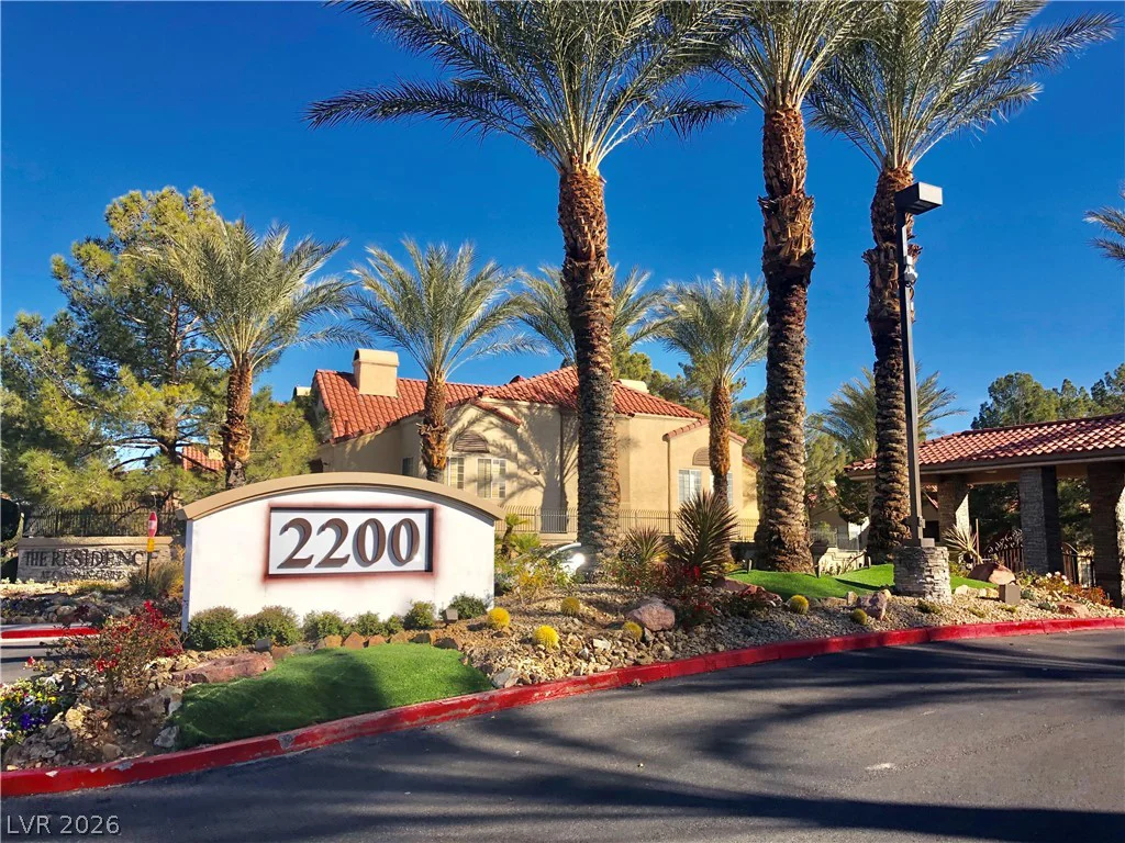 2200 FORT APACHE, Las Vegas, NV 89117