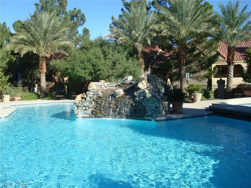 2200 FORT APACHE, Las Vegas, NV 89117