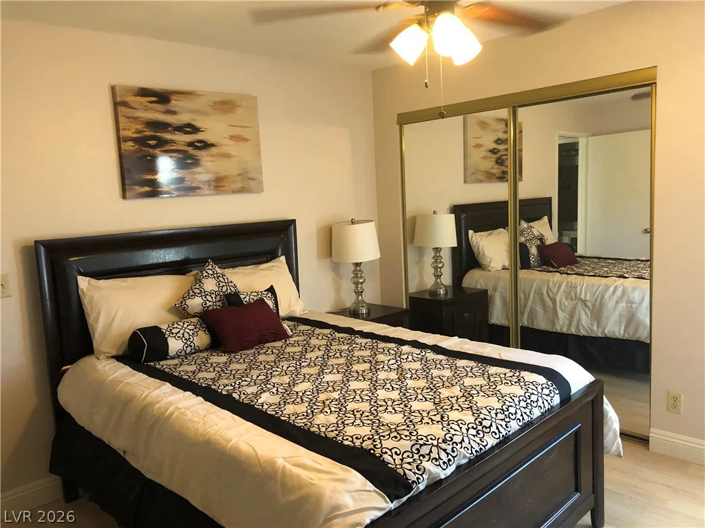 2200 FORT APACHE, Las Vegas, NV 89117