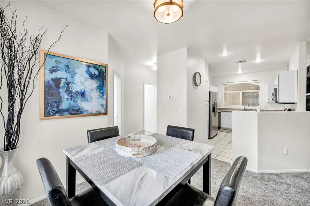8709 Red Rio, Las Vegas, NV 89128