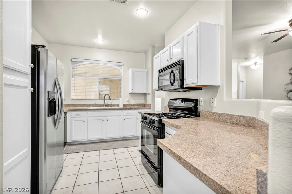 8709 Red Rio, Las Vegas, NV 89128