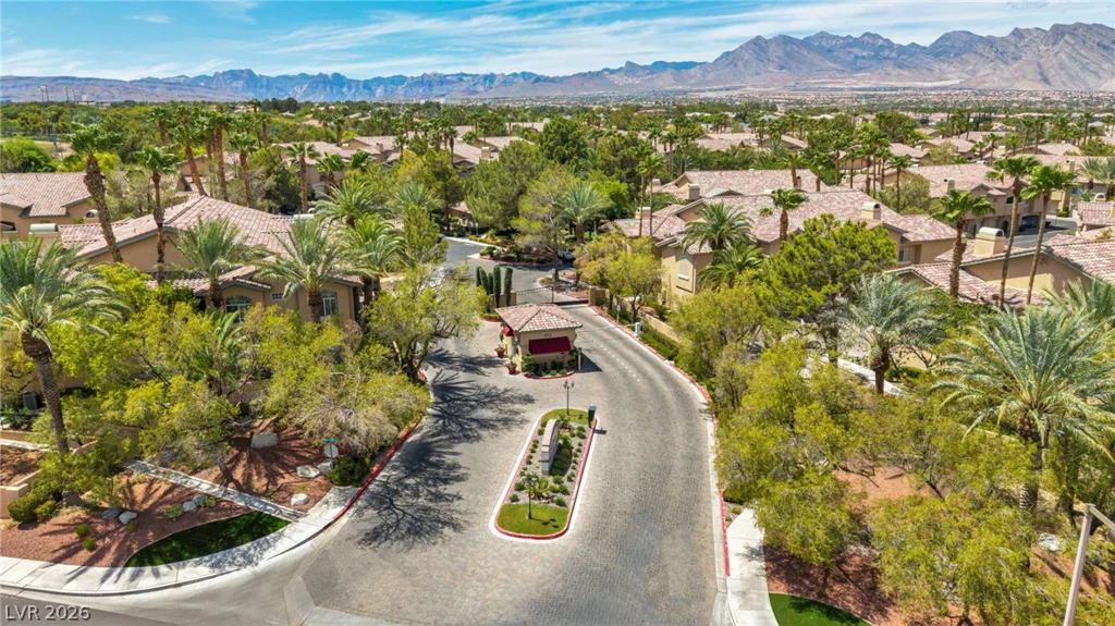 8709 Red Rio, Las Vegas, NV 89128