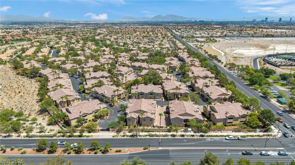 8709 Red Rio, Las Vegas, NV 89128