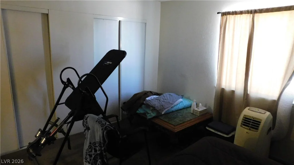 6333 Washington, Las Vegas, NV 89107