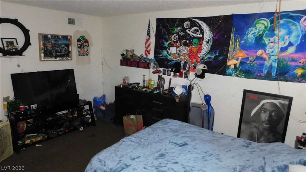 6333 Washington, Las Vegas, NV 89107