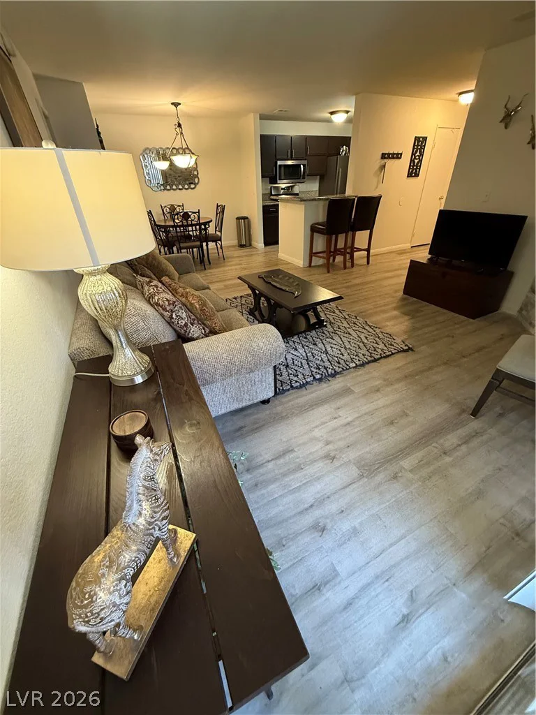 2200 FORT APACHE, Las Vegas, NV 89117